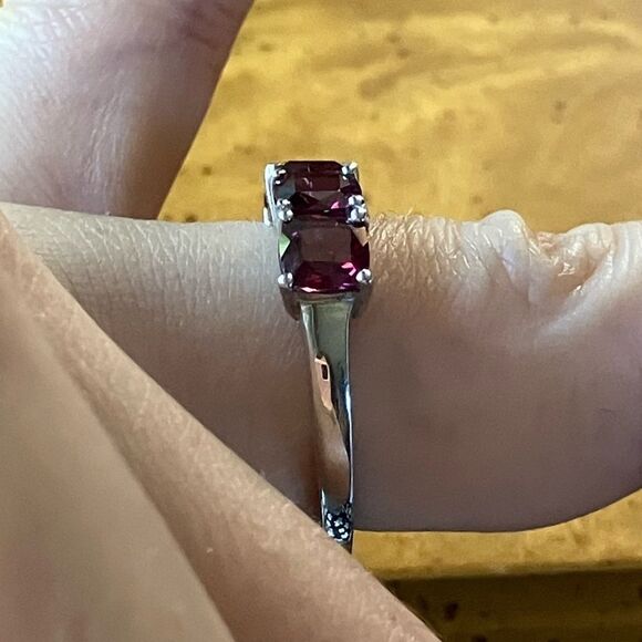 Natural Tanzanian Wine Garnet Sterling Silver Ring Size 7 - Picture 3 of 9